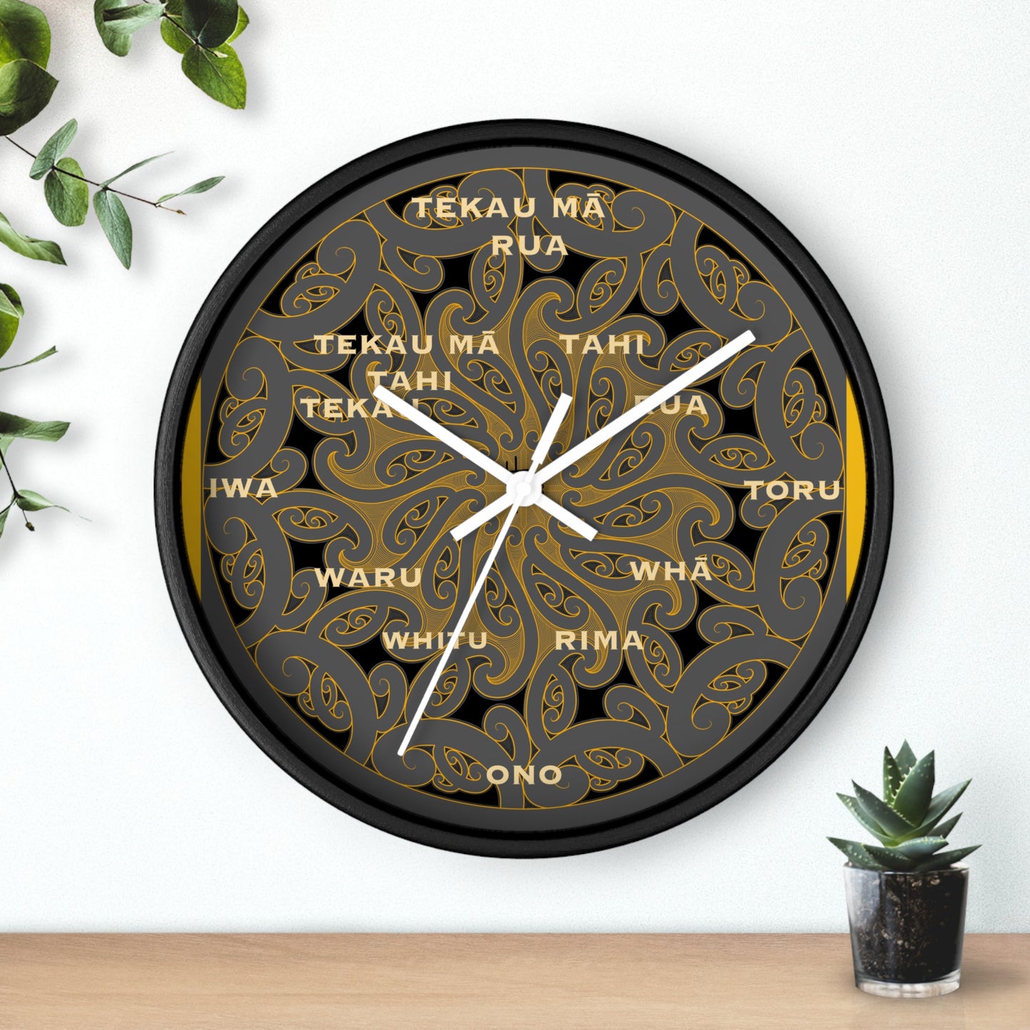Māori Kirituhi Wall Clock