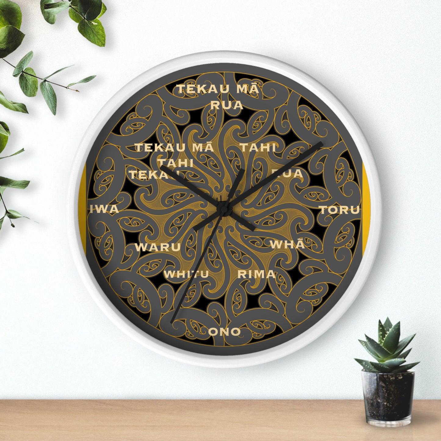 Māori Kirituhi Wall Clock