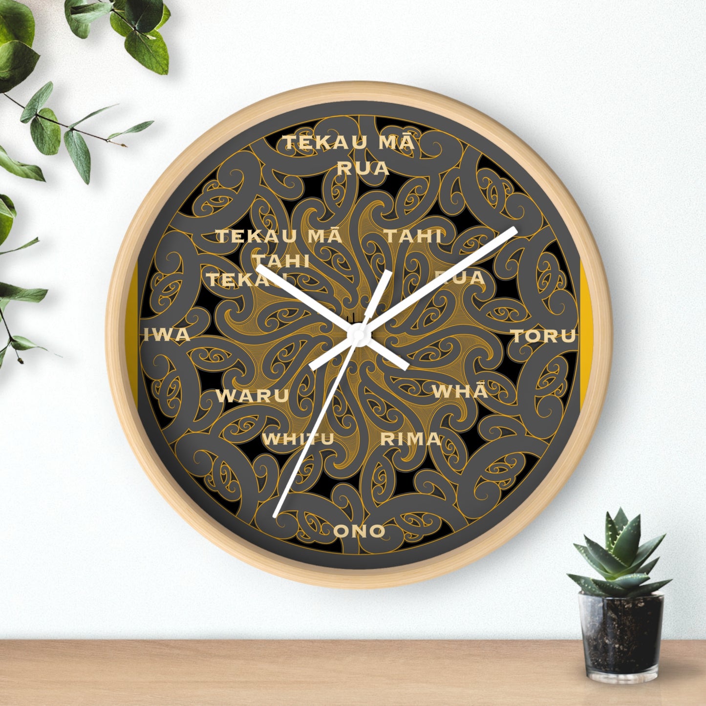 Māori Kirituhi Wall Clock